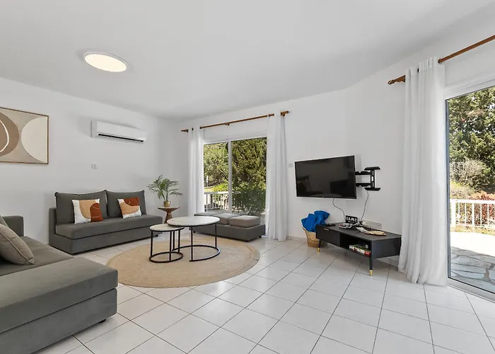 Limnaria Gardens Superb Villa By Vichy Holidays